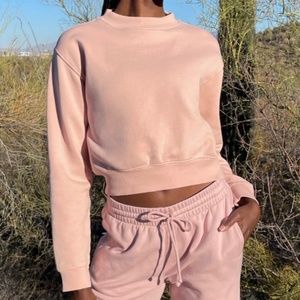 Tna Cozy Fleece Perfect Shrunken Sweatshirt Cropped Crew-neck Sweatshirt Pink